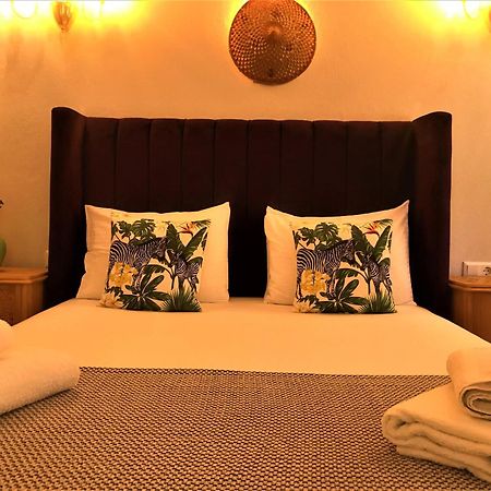 Smyrna Uzuncarsi Appartement Kaş Buitenkant foto