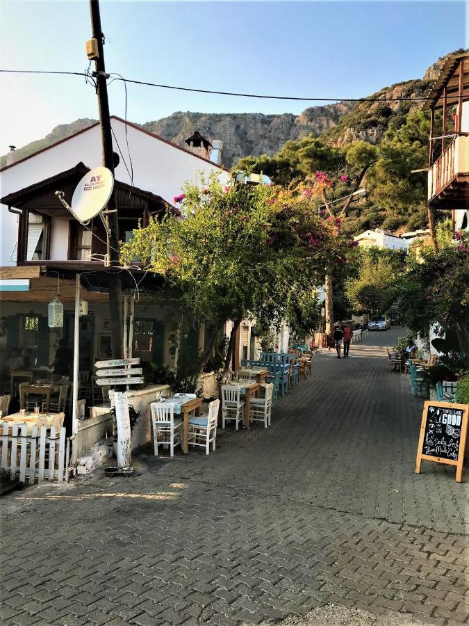 Smyrna Uzuncarsi Appartement Kaş Buitenkant foto